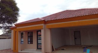 5-bedroom House– Block 6, Gaborone