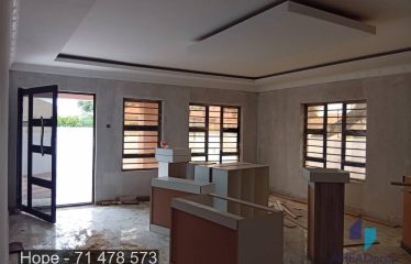 5 Bedroom House for Sale