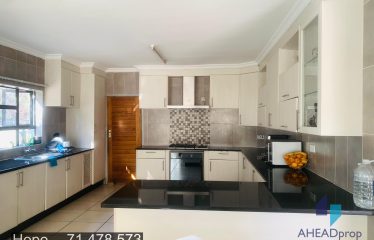 3 bedroom Property for Sale