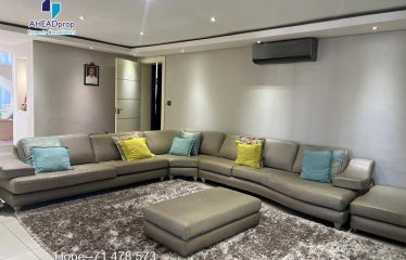 6 Bedroom Property For Sale