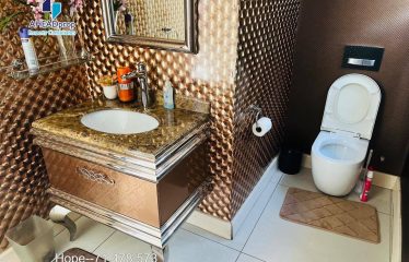 6 Bedroom Property For Sale