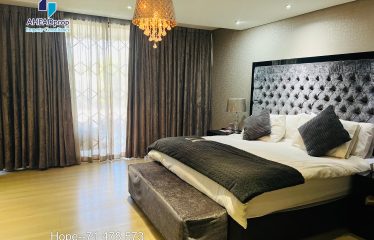6 Bedroom Property For Sale