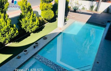 6 Bedroom Property For Sale